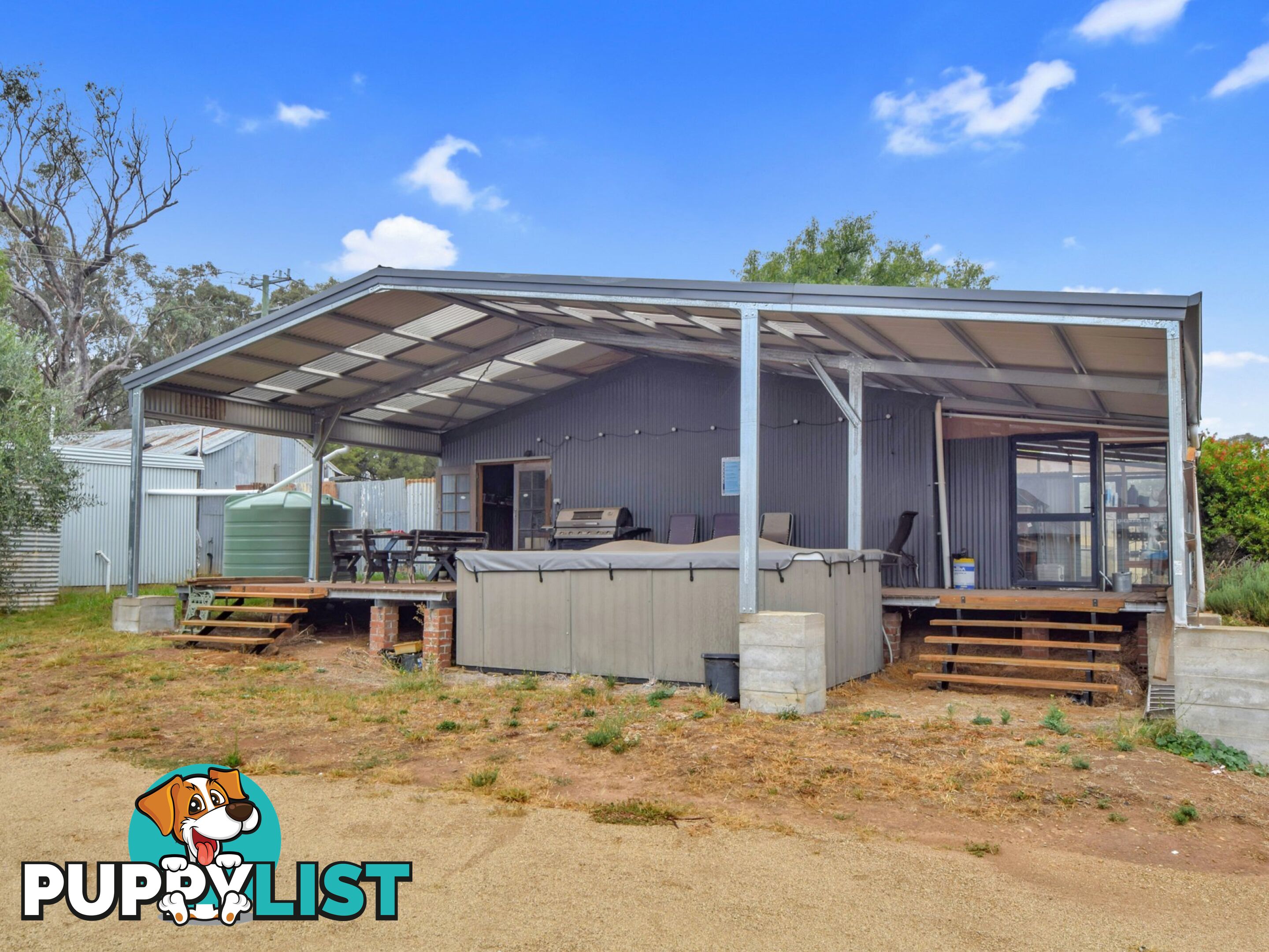 100 Hollands Road YOUNG NSW 2594