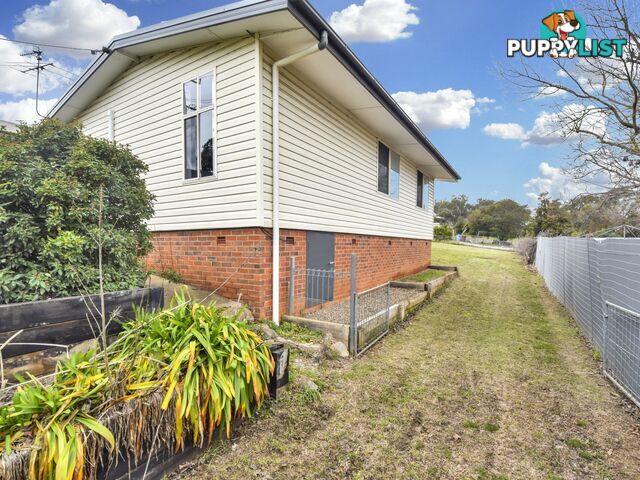 16 Florence Street YOUNG NSW 2594