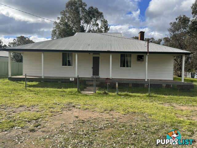 19 Crowther Street KOORAWATHA NSW 2807