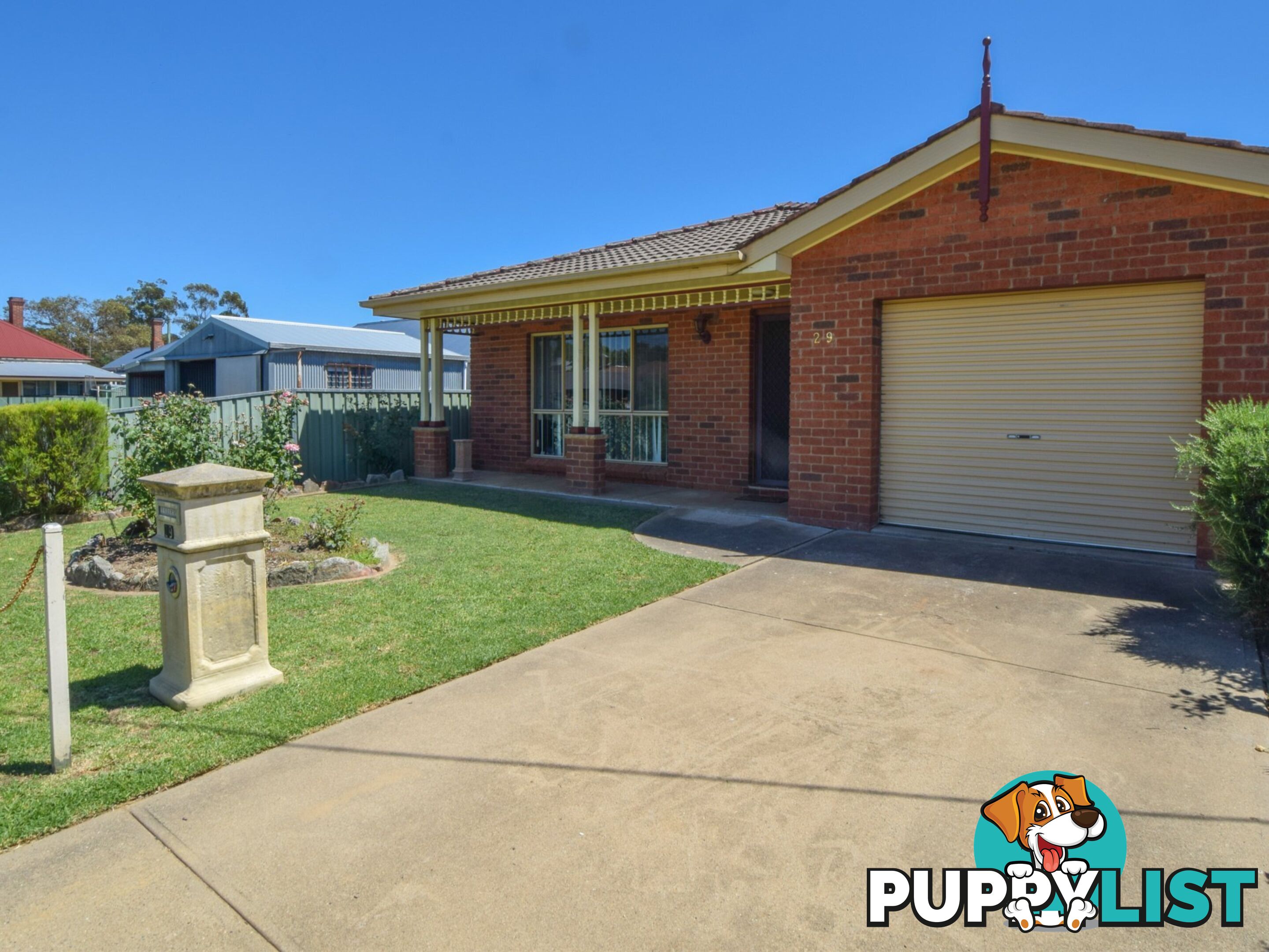 29 Gordon Street YOUNG NSW 2594