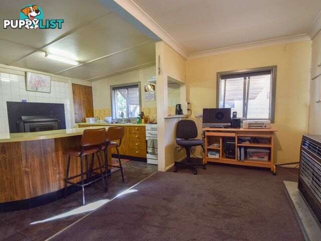 172 Nasmyth Street YOUNG NSW 2594