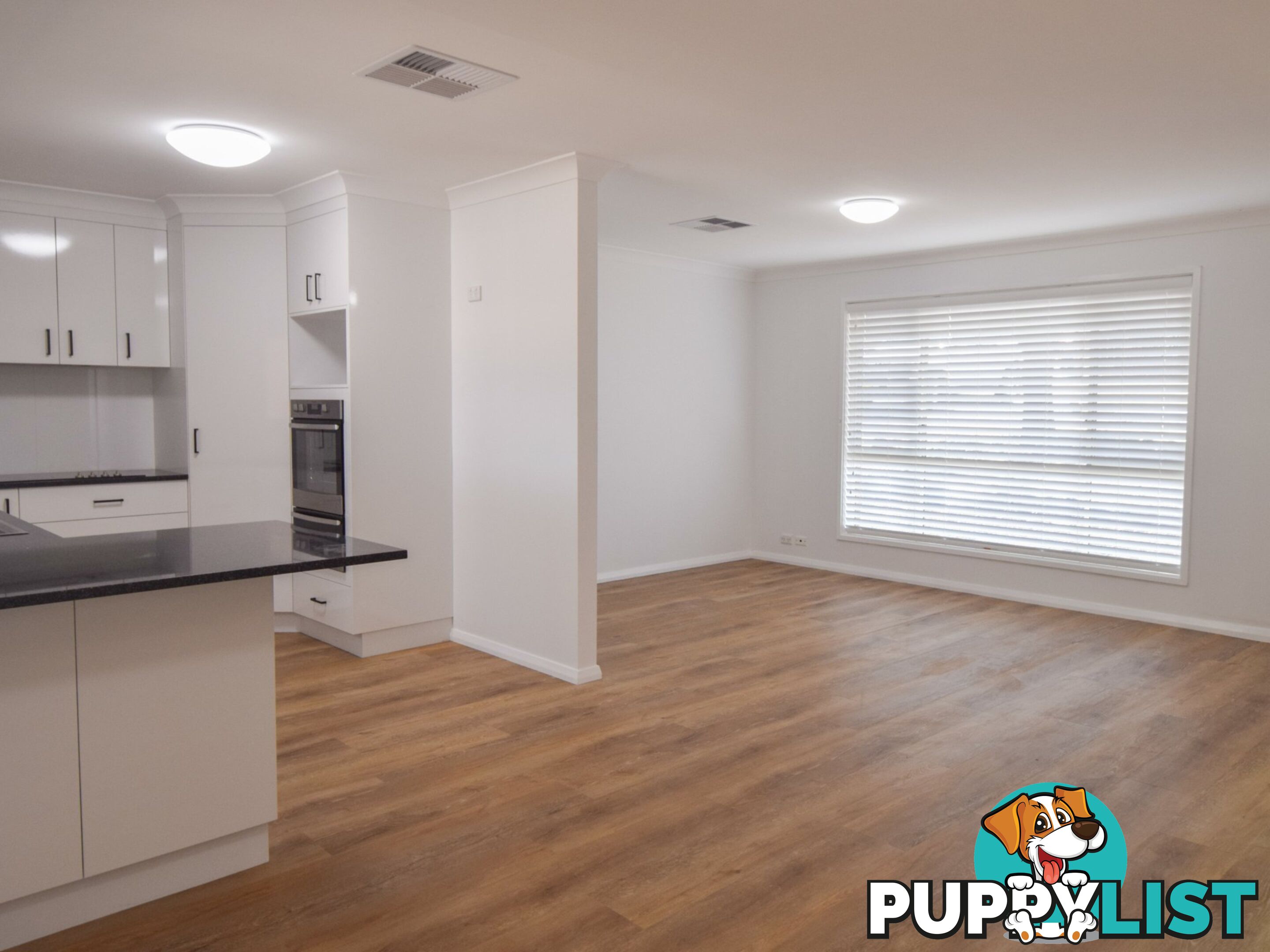 108 Blackett Avenue YOUNG NSW 2594
