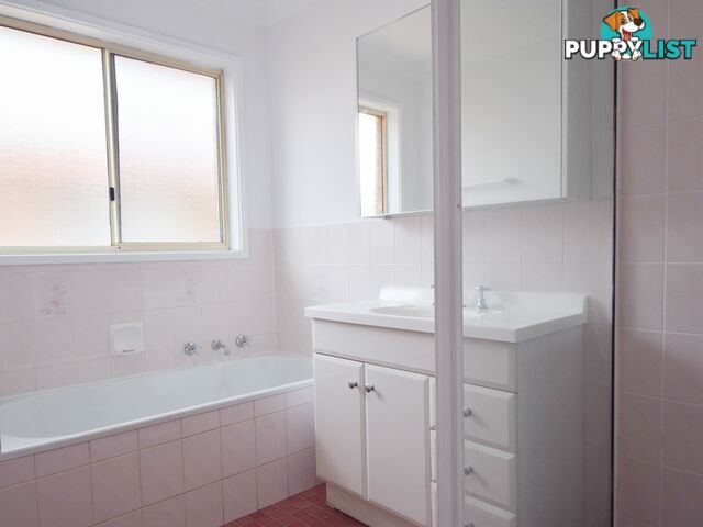 108 Blackett Avenue YOUNG NSW 2594