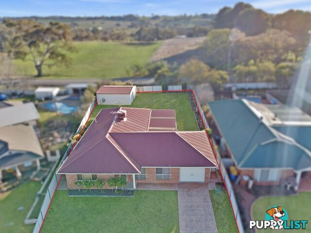 9 Mathew Street YOUNG NSW 2594