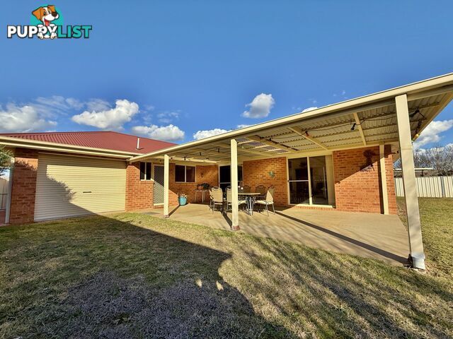9 Mathew Street YOUNG NSW 2594