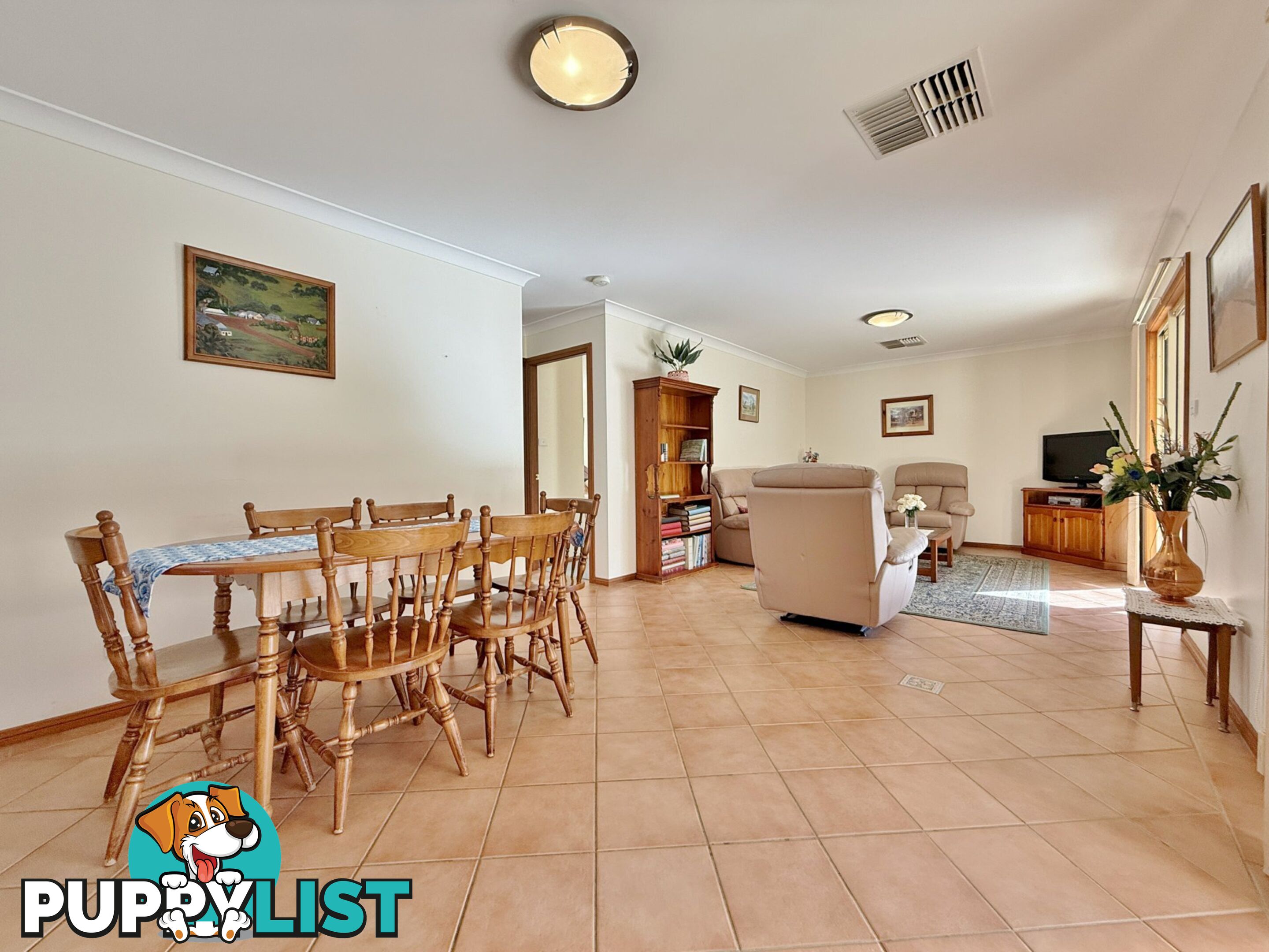 9 Mathew Street YOUNG NSW 2594
