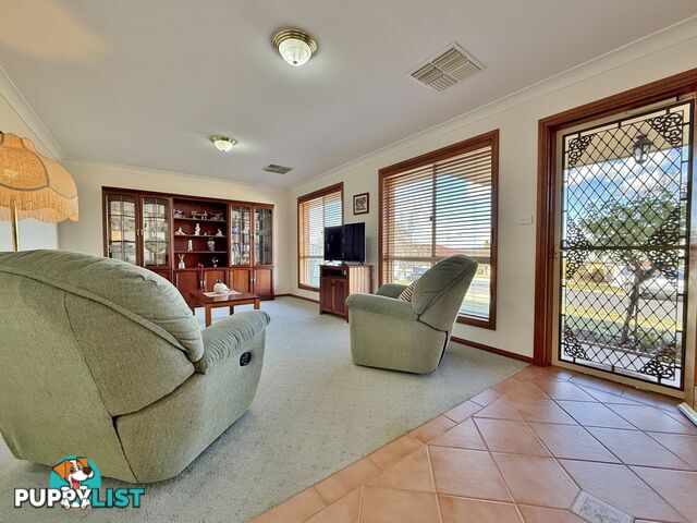 9 Mathew Street YOUNG NSW 2594