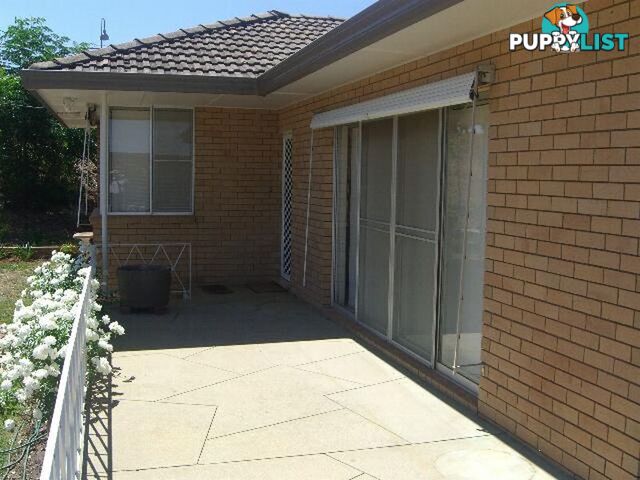 25 Fontenoy St YOUNG NSW 2594