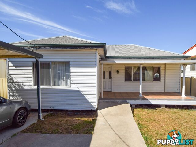 68 Brock Street YOUNG NSW 2594