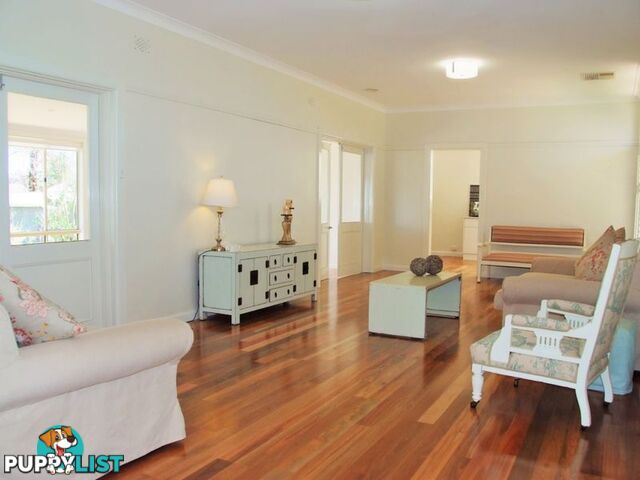 37 Elizabeth Street YOUNG NSW 2594