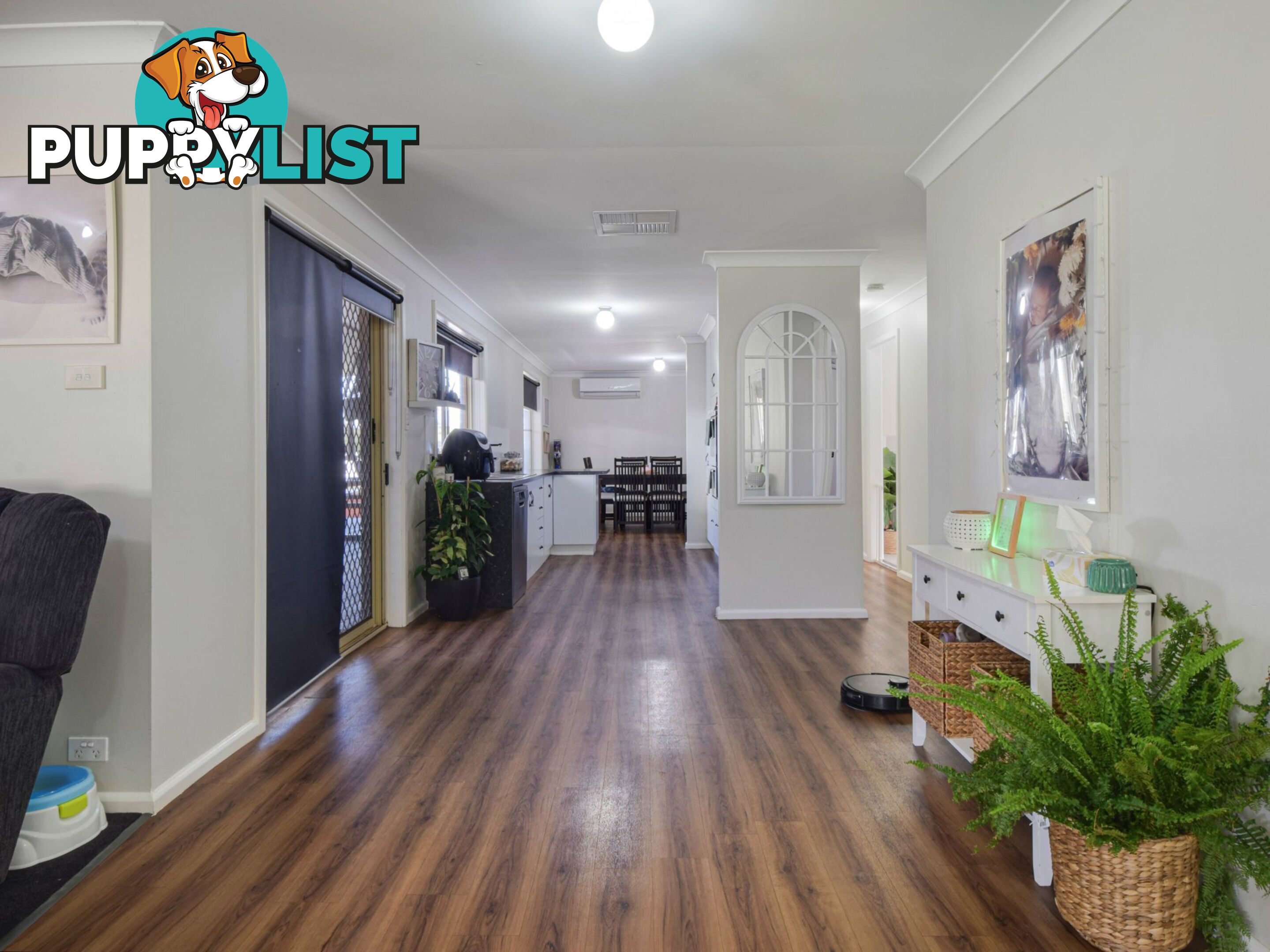 7 Pineview Crt YOUNG NSW 2594