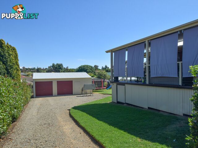 7 Pineview Crt YOUNG NSW 2594