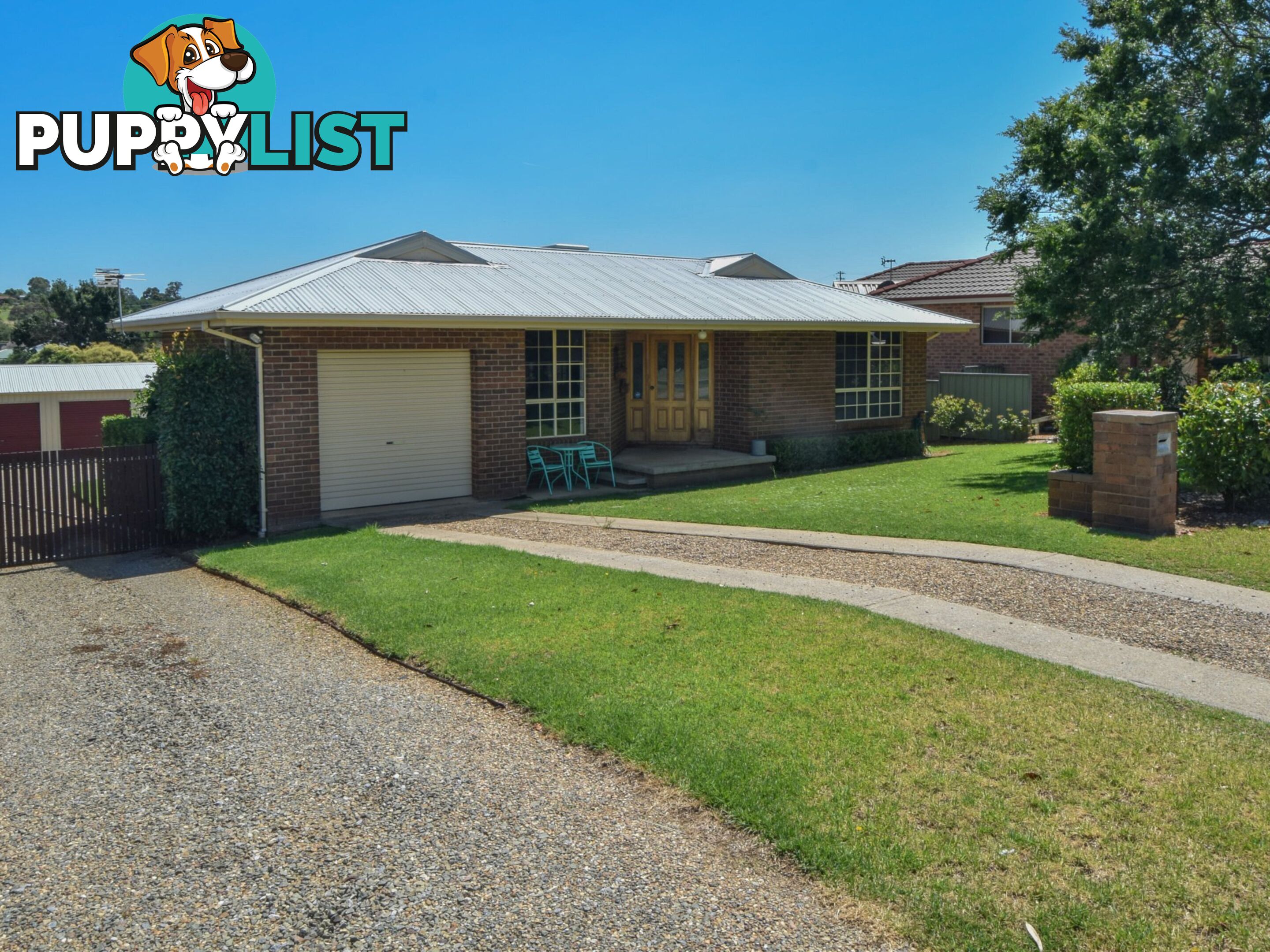7 Pineview Crt YOUNG NSW 2594