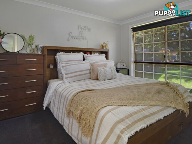 7 Pineview Crt YOUNG NSW 2594