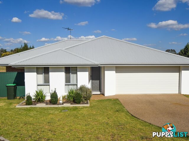 14 Molloy Place YOUNG NSW 2594