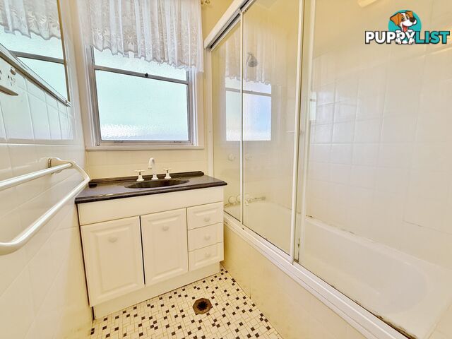 108 Wombat Street YOUNG NSW 2594