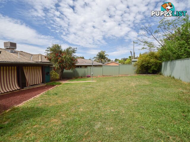 7 Charles Crescent YOUNG NSW 2594