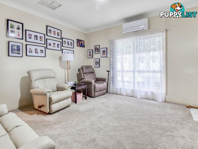 17 Taylor Rd YOUNG NSW 2594
