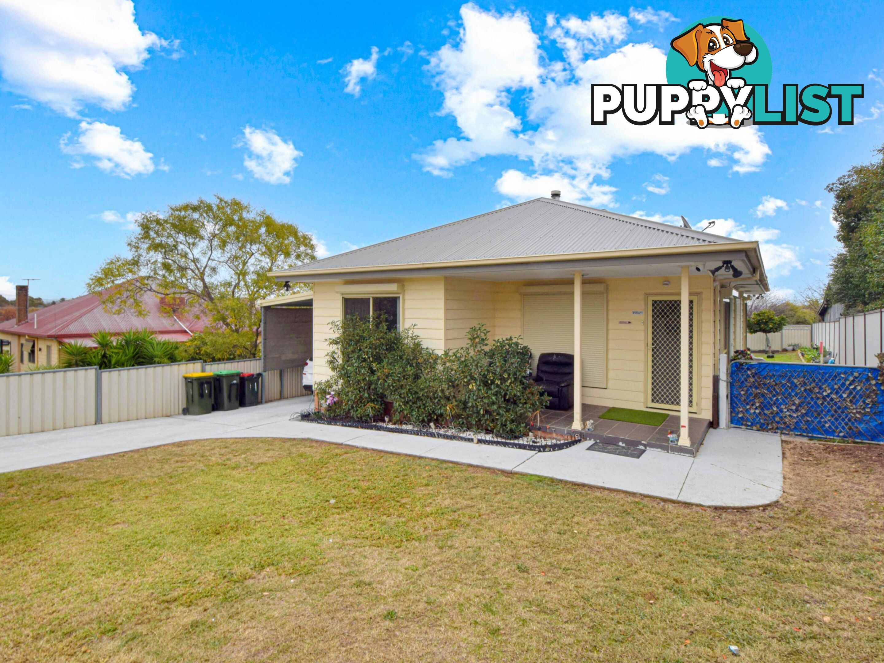 17 Taylor Rd YOUNG NSW 2594