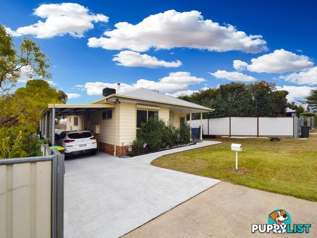 17 Taylor Rd YOUNG NSW 2594