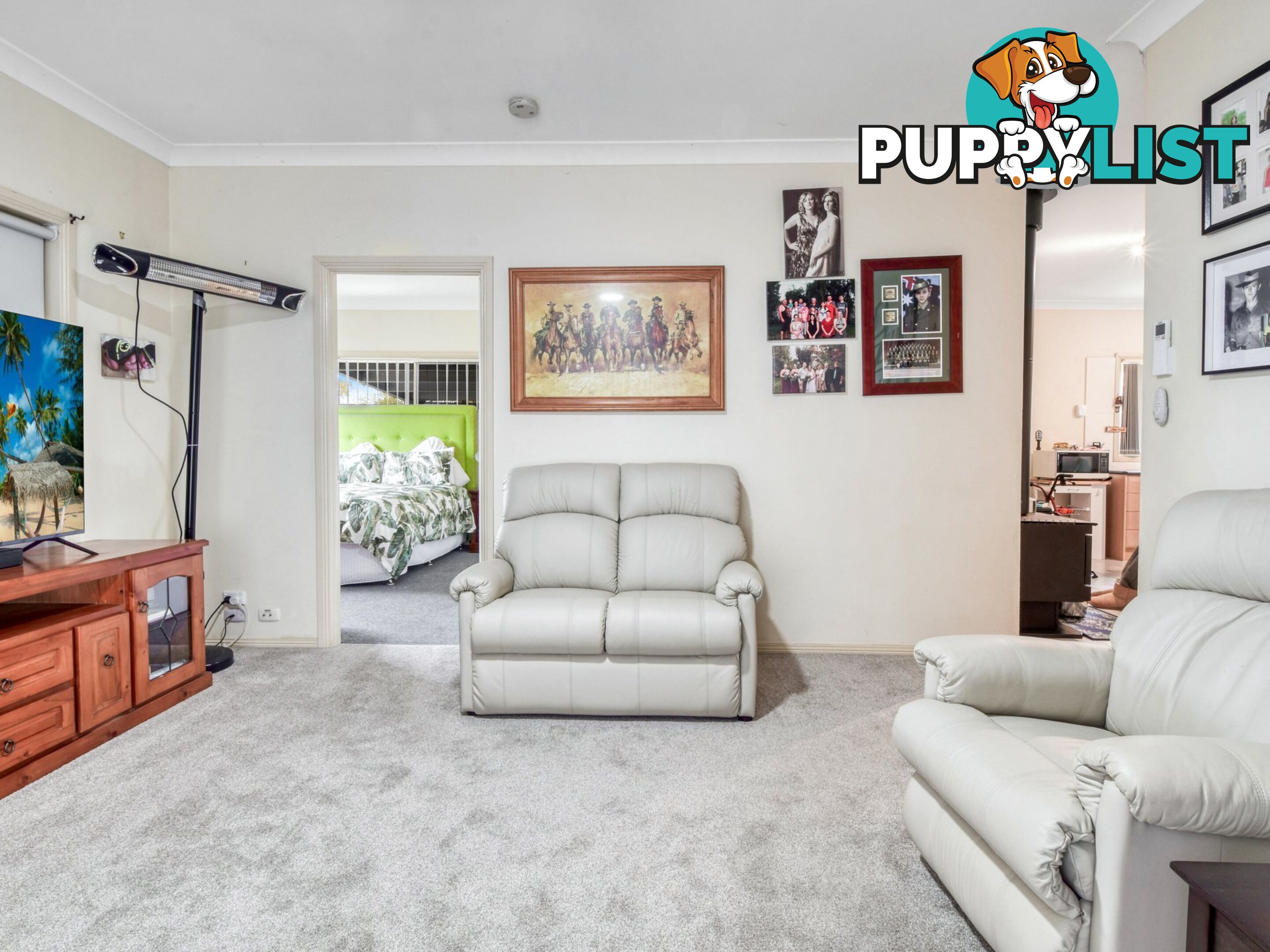 17 Taylor Rd YOUNG NSW 2594