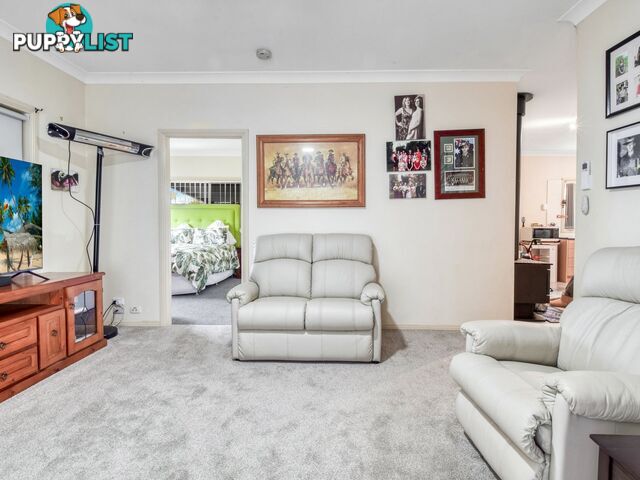 17 Taylor Rd YOUNG NSW 2594