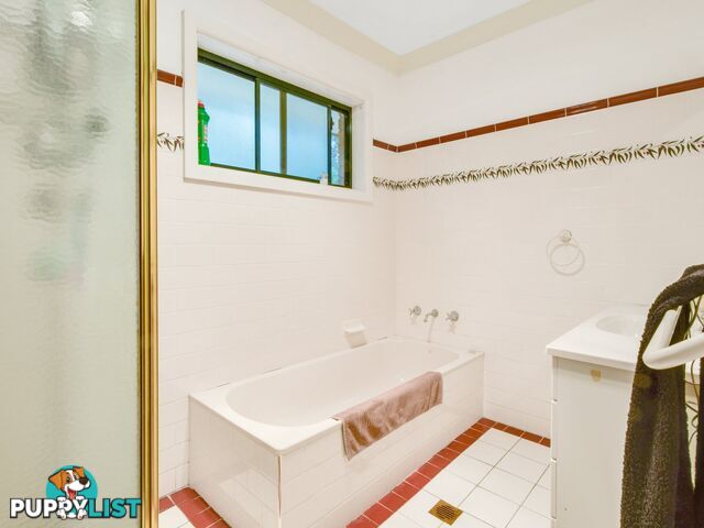 33 Cowper Street YOUNG NSW 2594