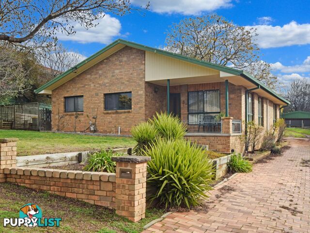 33 Cowper Street YOUNG NSW 2594