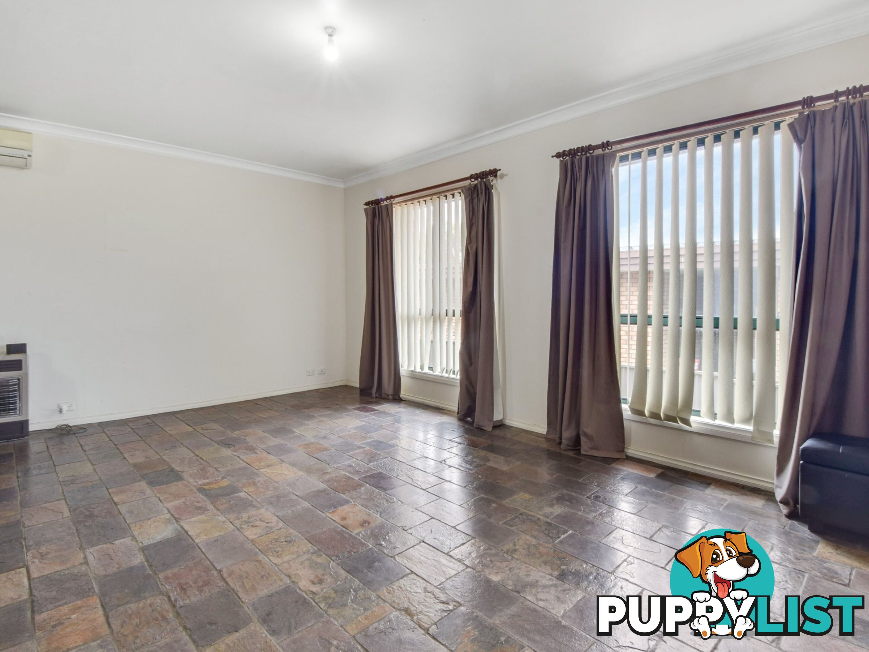 33 Cowper Street YOUNG NSW 2594