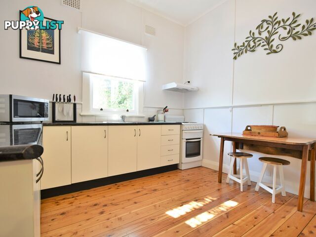 69 Brock Street YOUNG NSW 2594