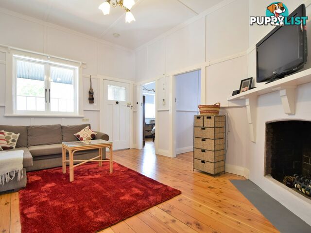 69 Brock Street YOUNG NSW 2594