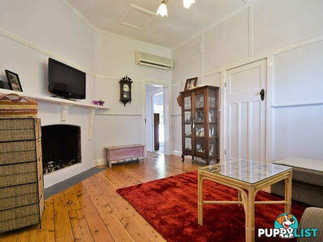 69 Brock Street YOUNG NSW 2594