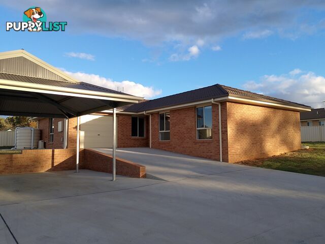 3/72 Briggs Street YOUNG NSW 2594
