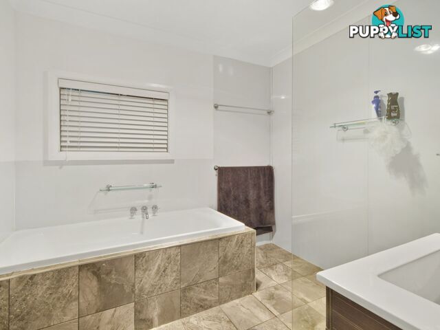 51 Wambanumba Drive YOUNG NSW 2594