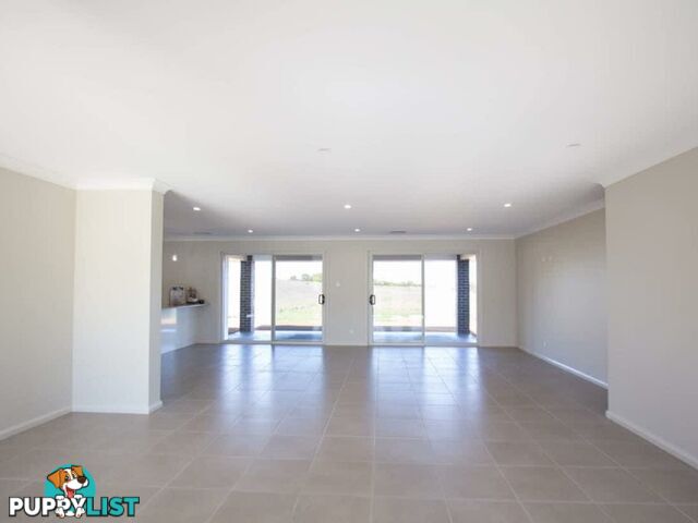 1-189 Henry Lawson Way YOUNG NSW 2594