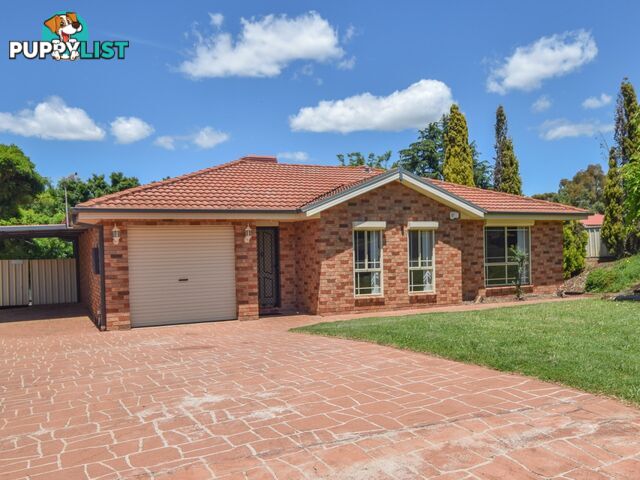 14 Hargreaves Crescent YOUNG NSW 2594