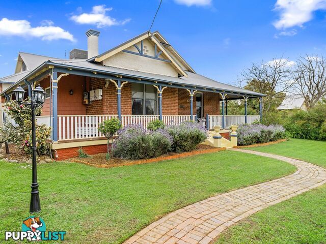 64 Allanan Street YOUNG NSW 2594