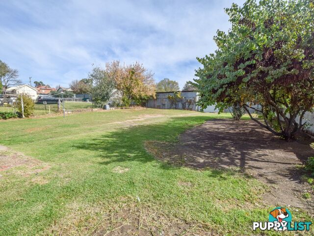 13 Yass Street YOUNG NSW 2594