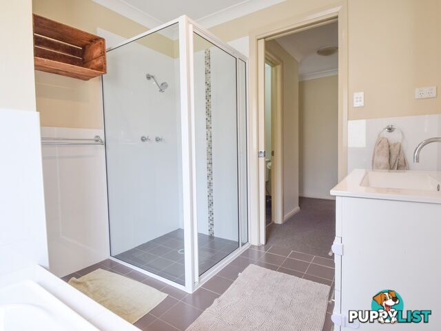 1 Hambrook Place YOUNG NSW 2594