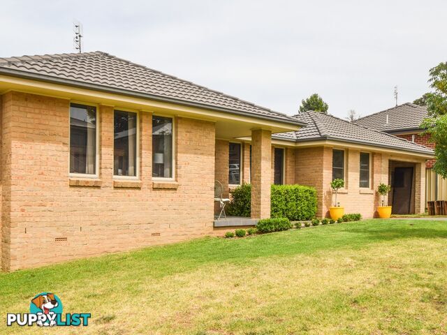 1 Hambrook Place YOUNG NSW 2594