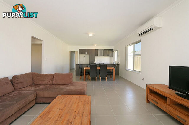 4 Brooksedge Boulevard MADDINGTON WA 6109