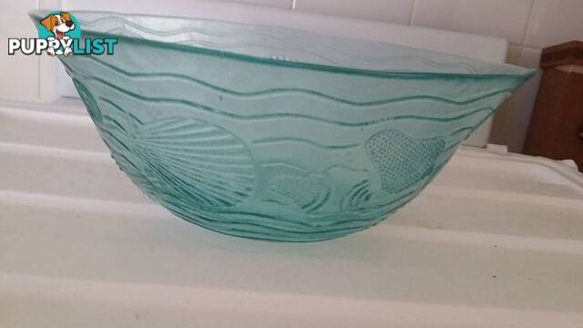 glass bowl with decorative ocean theme