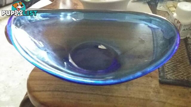 blue oval shaped bowl