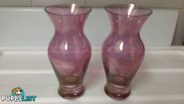 2 pink carnival glass vases