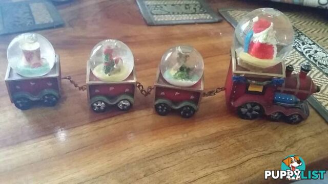 santa snow ball train