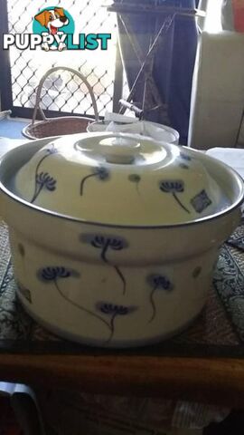 blue and white casserole dish