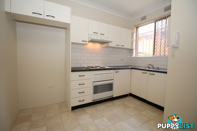 4/13 Brisbane Street HARRIS PARK NSW 2150