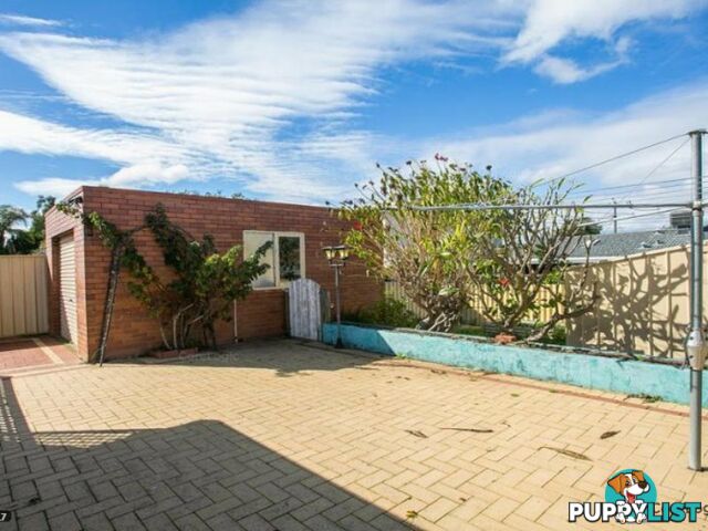 64A Amanda Drive CAMILLO WA 6111