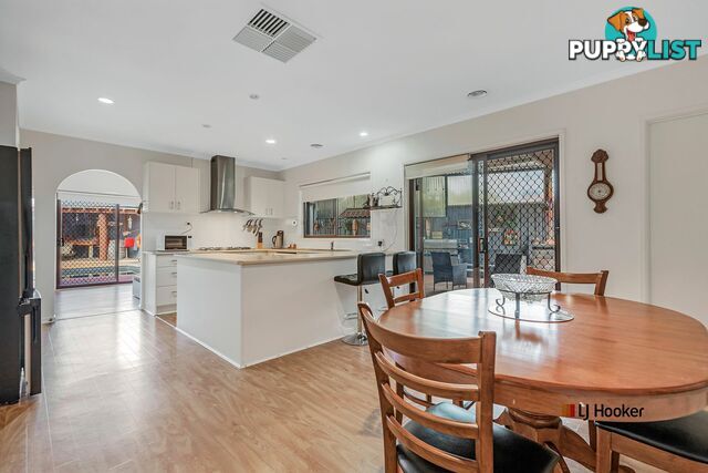 15 Pevensey Place ECHUCA VIC 3564