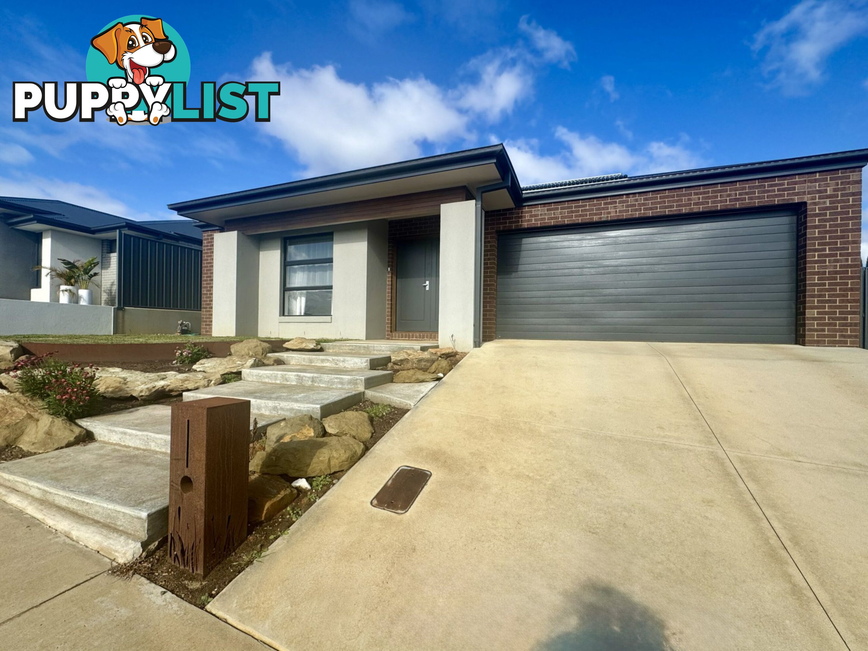 8 Tarrnook Drive STRATHFIELDSAYE VIC 3551